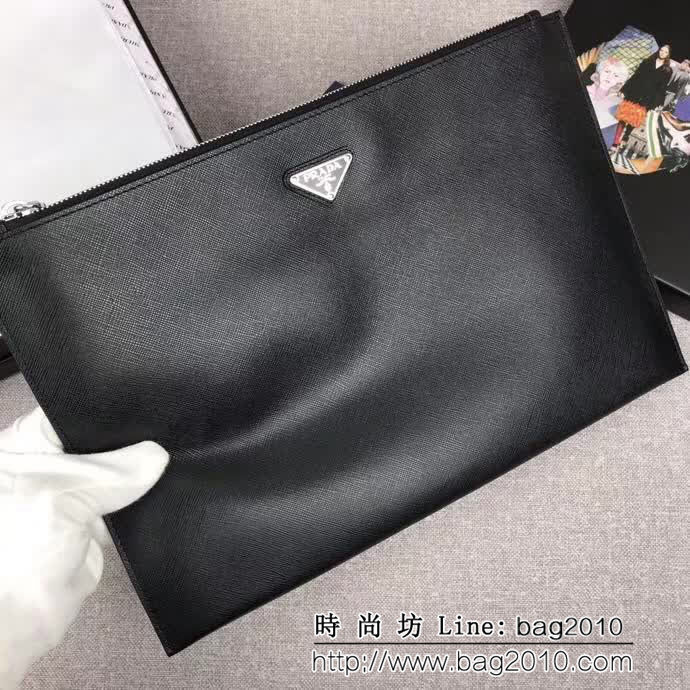 PRADA普拉達 官網同步 專櫃最新款式 頂級原單十字紋牛皮 男士手包 2NG001 DD1164